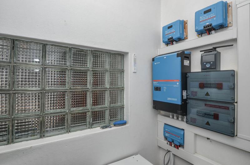 6 Bedroom Property for Sale in Welgemoed Western Cape